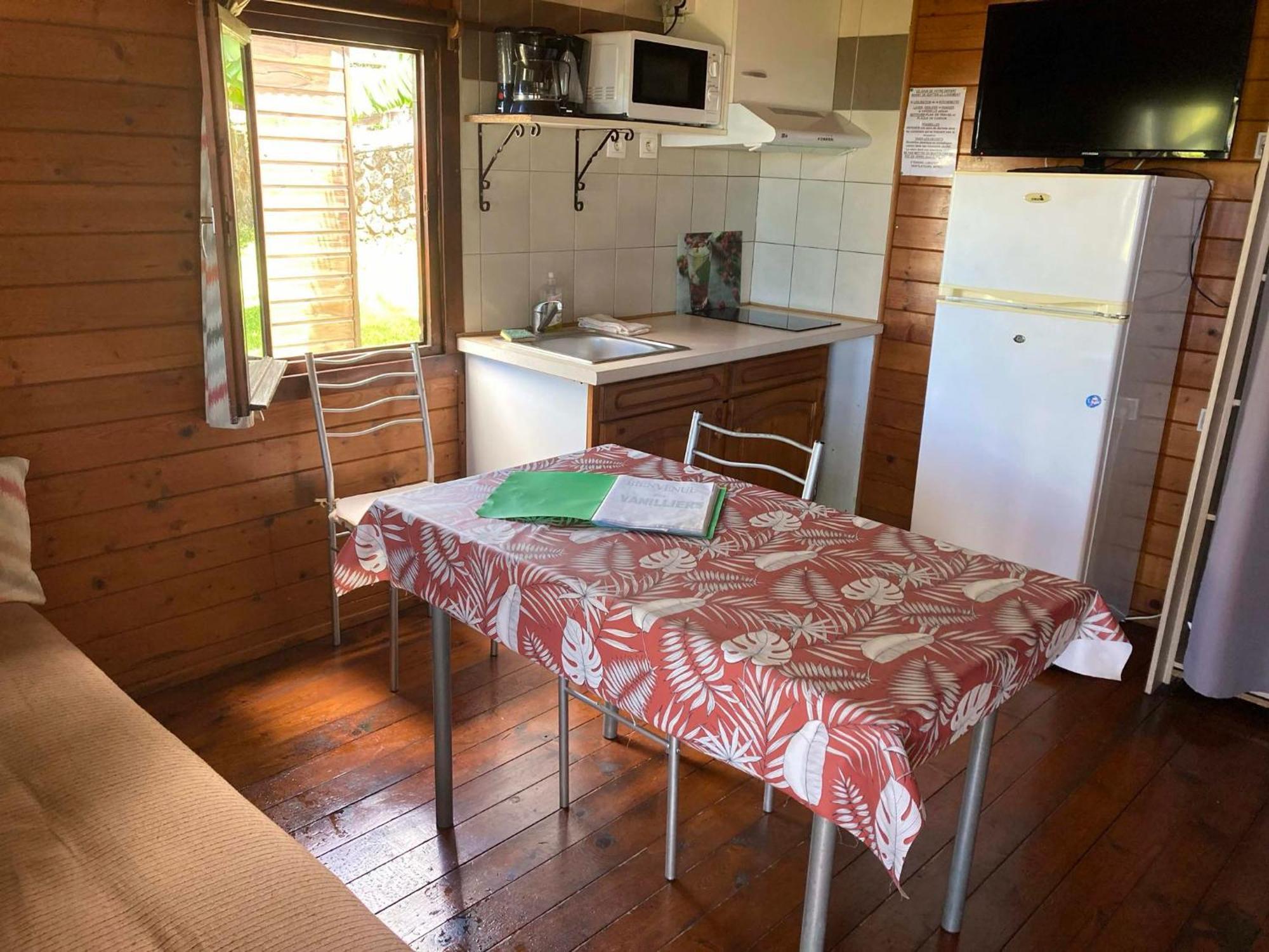 Les Bungalows Les Vanilliers, Sud Sauvage Avec Piscine Saint-Joseph Eksteriør billede